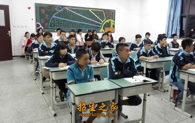 为孤儿,特殊困难家庭学生,参加学生等困境学生提供免费中等职业教育